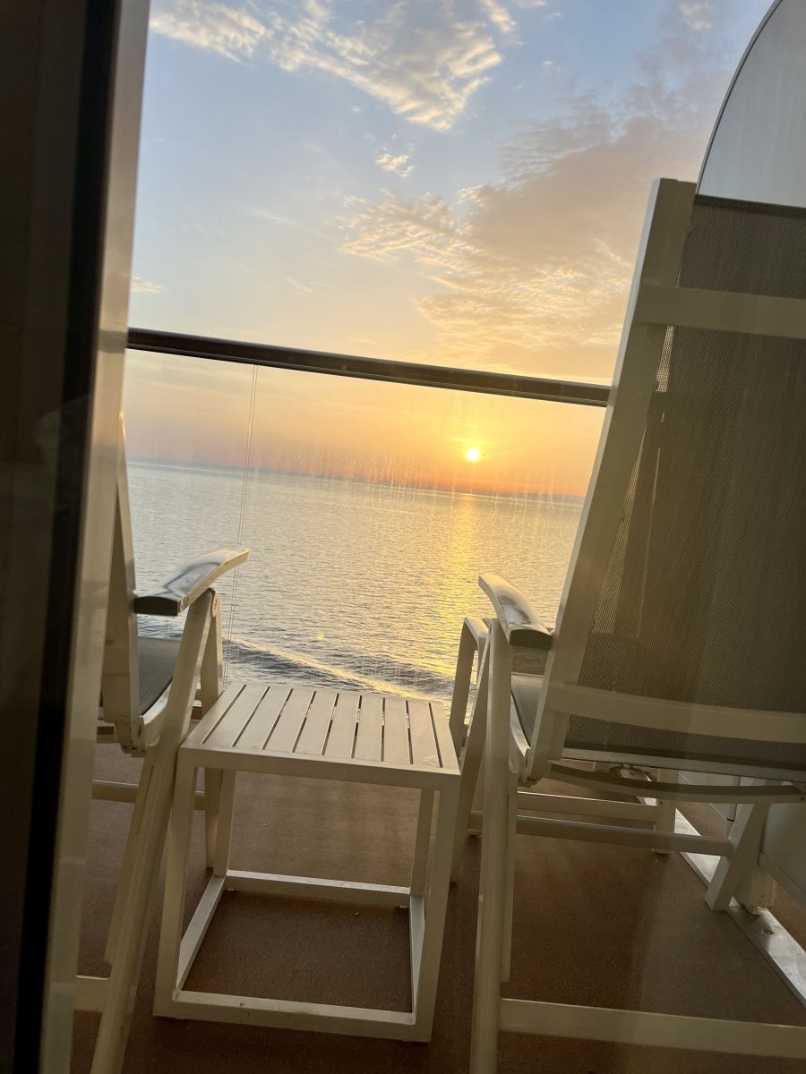 Kabinenfoto - auf Mein Schiff 4 - Balkonkabine - Nummer 7193 - Kreuzfahrt Mittelmeer - 2026 - Bild 5