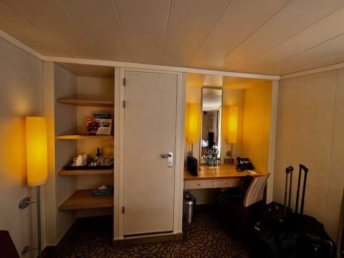 Kabinenfoto - auf AIDAmar - Suite - Nummer 8176 - Kreuzfahrt Nordeuropa - 2026 - Bild 3